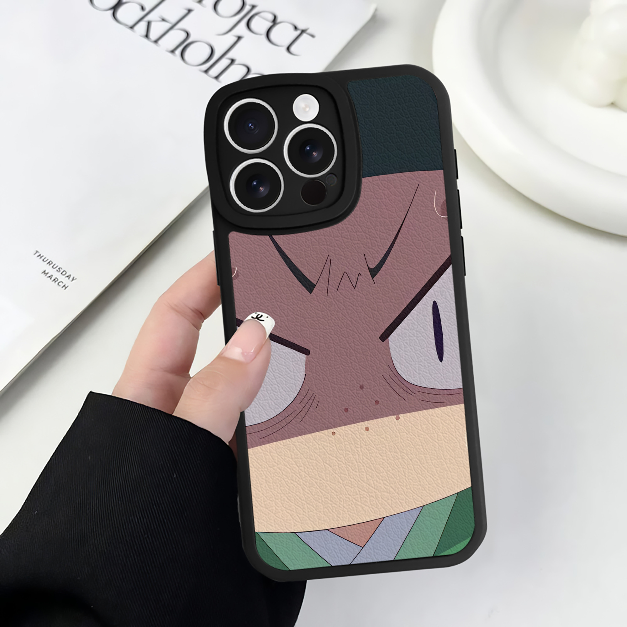 薬屋のひとりごと The Apothecary Diaries 【iPhone 16シリーズ対応】シリコンスマホケース（レザー調） 材質：シリコン